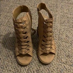 Beige heels